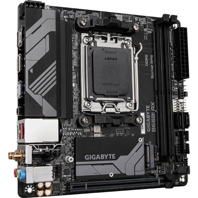 Материнська плата GIGABYTE B650I AX