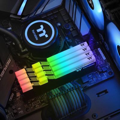 Модуль памяти для компьютера DDR4 16GB (2x8GB) 3200 MHz Toughram Black RGB ThermalTake (R009D408GX2-3200C16A)