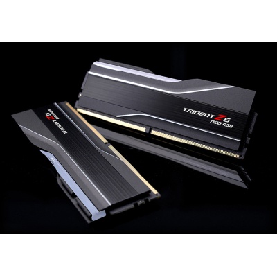 Модуль пам'яті для комп'ютера DDR5 64GB (2x32GB) 6000 MHz Trident Z5 NEO RGB G.Skill (F5-6000J3040G32GX2-TZ5NR)