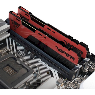 Модуль памяти для компьютера DDR4 16GB 2666 MHz Viper Elite II Red Patriot (PVE2416G266C6)