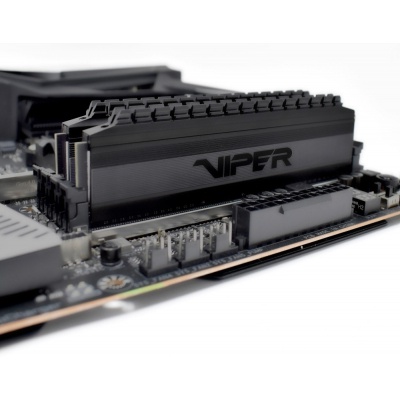 Модуль пам'яті для комп'ютера DDR4 32GB (2x16GB) 3600 MHz Viper 4 Blackout Patriot (PVB432G360C8K)