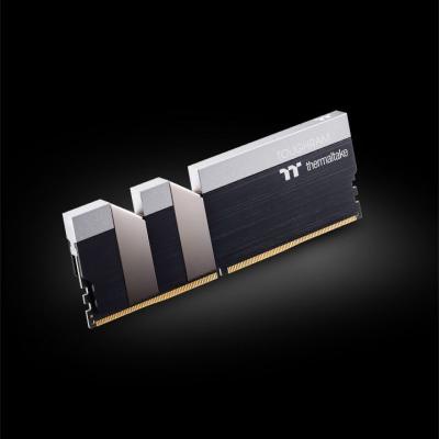 Модуль памяти для компьютера DDR4 16GB (2x8GB) 4400 MHz Toughram Black ThermalTake (R017D408GX2-4400C19A)