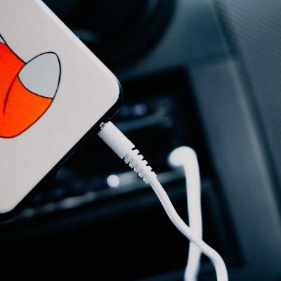 Кабель мультимедійний 3.5mm M to 3.5mm M 1.0m white XQISIT (4029948026954)