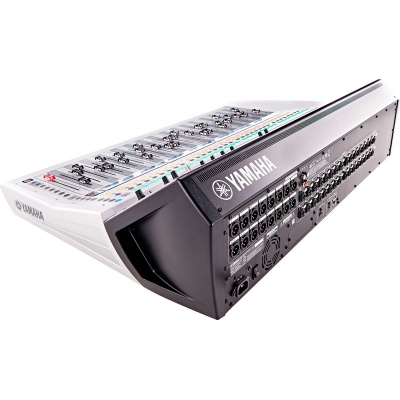 Мікшерний пульт Yamaha TF5