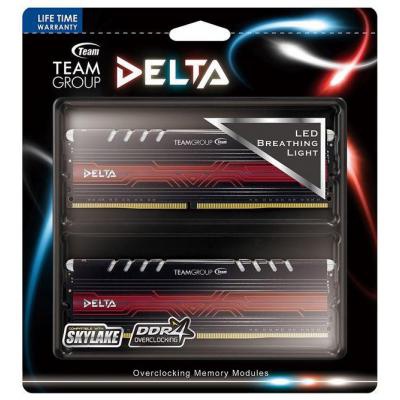Модуль памяти для компьютера DDR4 16GB (2x8GB) 2400 MHz Delta White LED Team (TDTWD416G2400HC15ADC01)