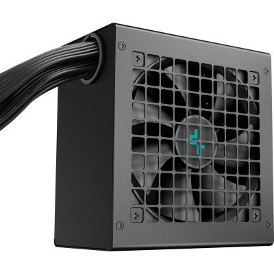 Блок живлення Deepcool 750W PN750D (R-PN750D-FC0B-EU)